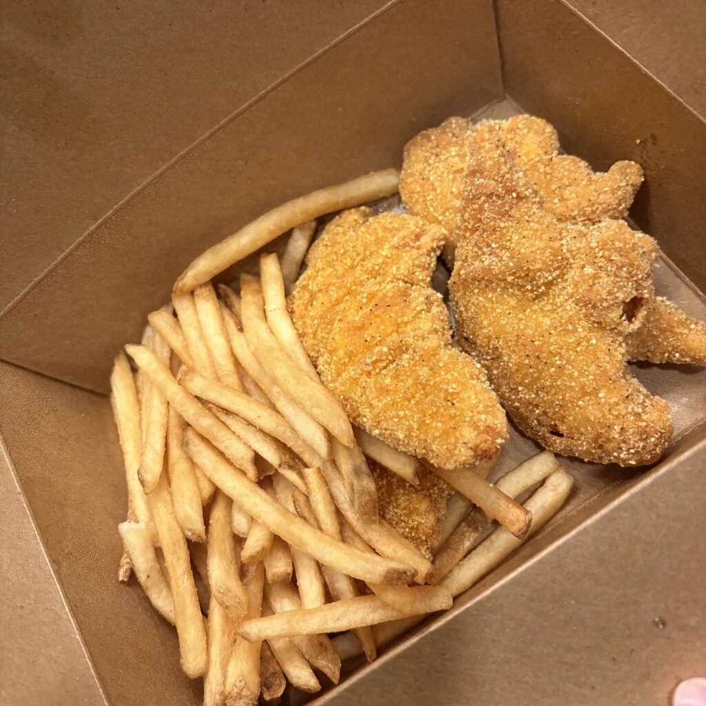 Gluten Free Chicken Tenders and Fries. Gluten Free Disney World Trailblazer restaurant
