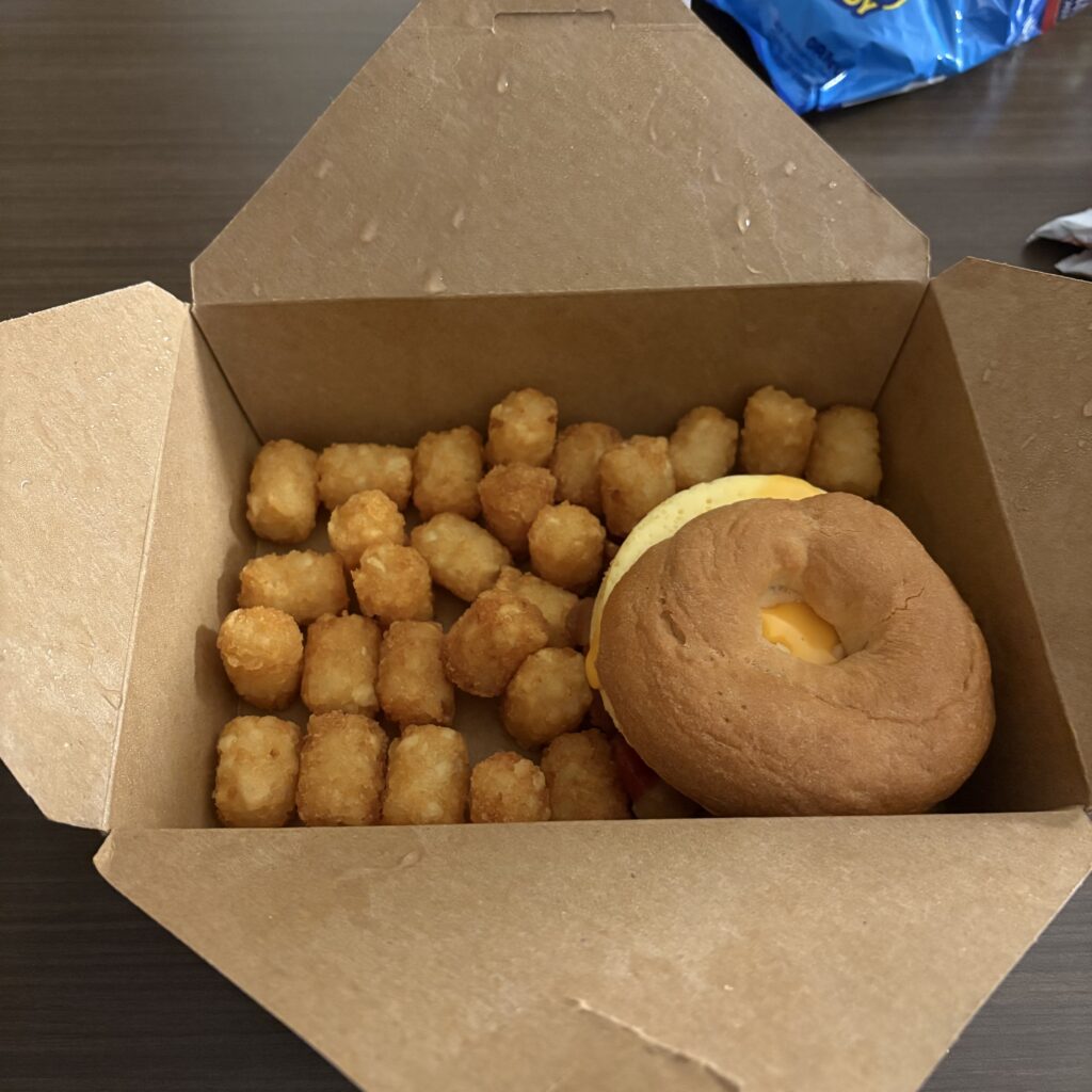 Gluten Free Bagel Sandwich with Tater Tots